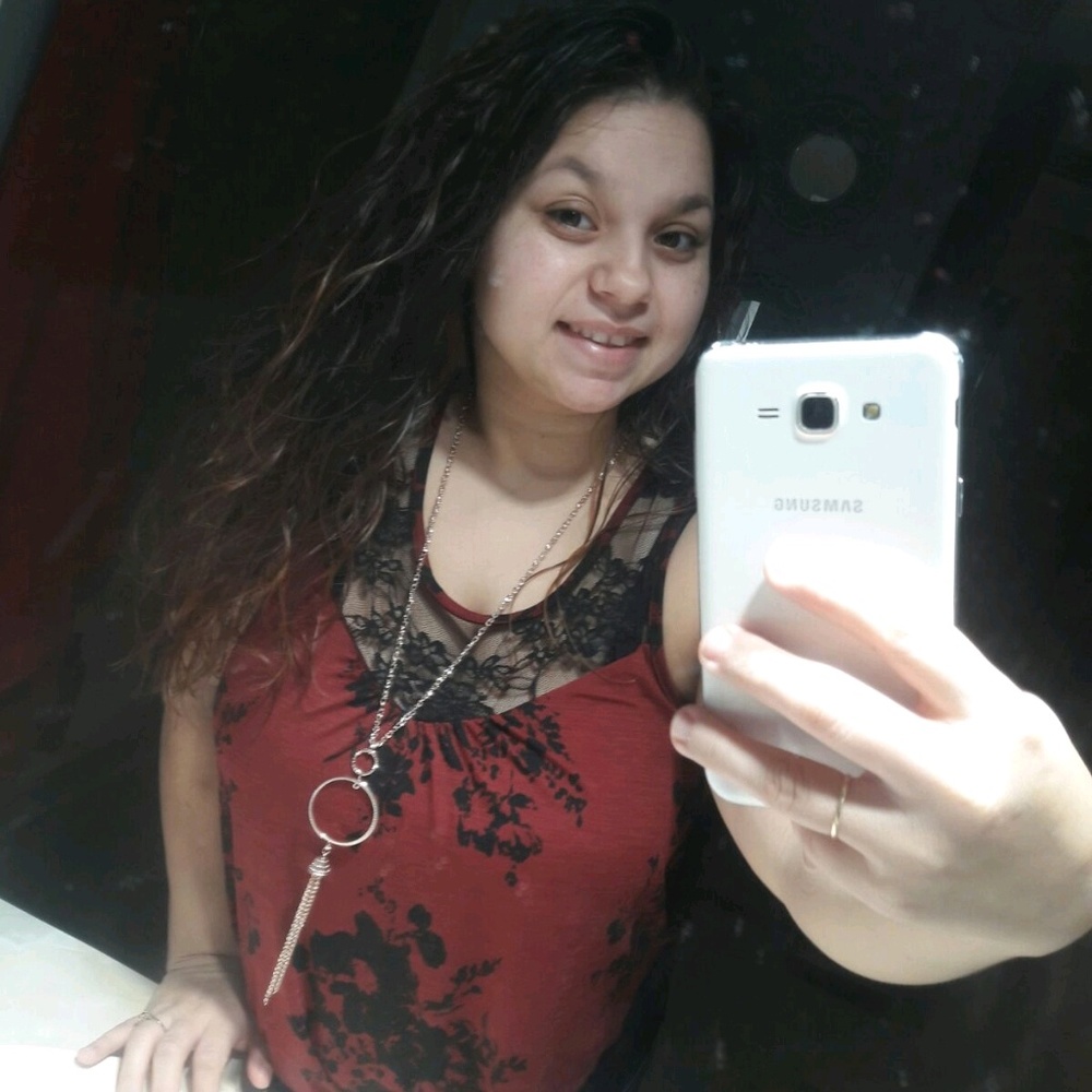 Meet your Posher, Jessica